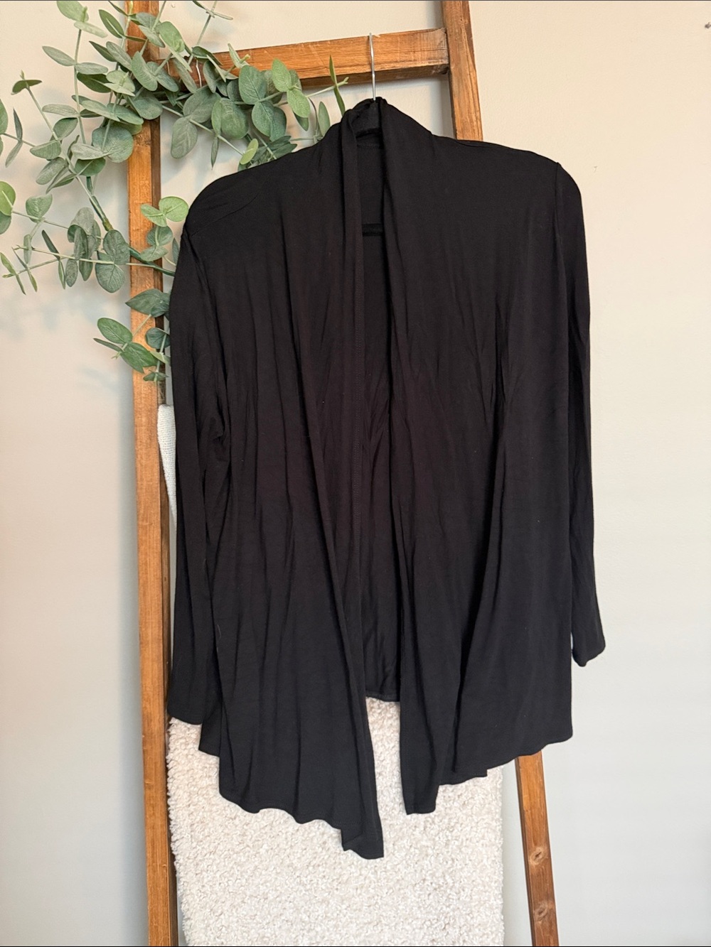 Azules Black Open-Front Cardigan